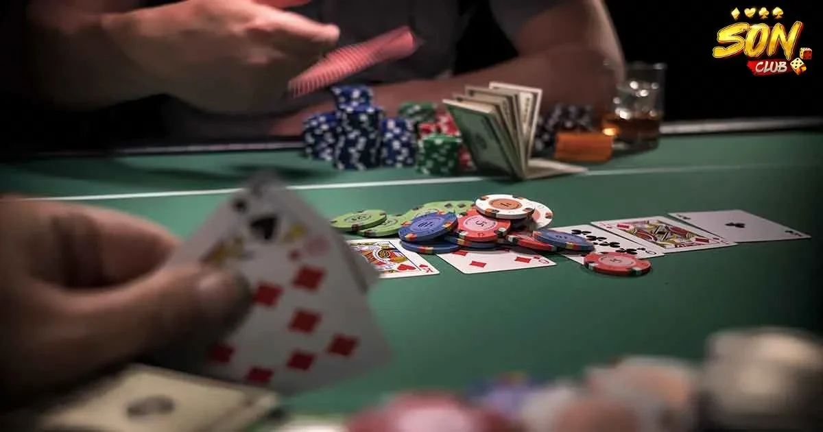 Trải nghiệm các ván bài Poker SONCLUB trực tuyến đỉnh cao 8 Phát triển chiến thuật cá nhân